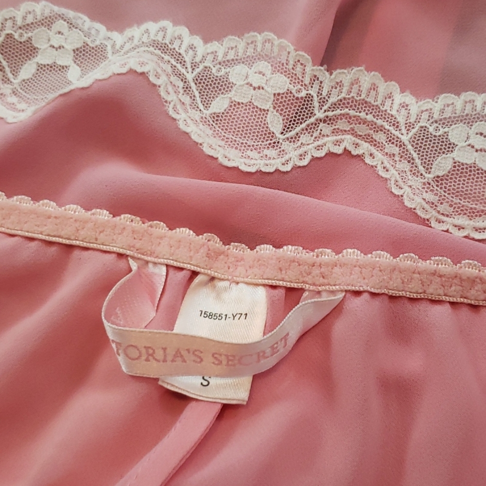 Victoria's Secret Pink Lace Slip - Picture 6 of 6